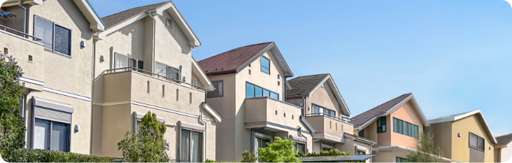 新築戸建てが並ぶ街並み